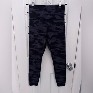 Athleta Black & Dark Gray Camo Elation 7/8 Leggings